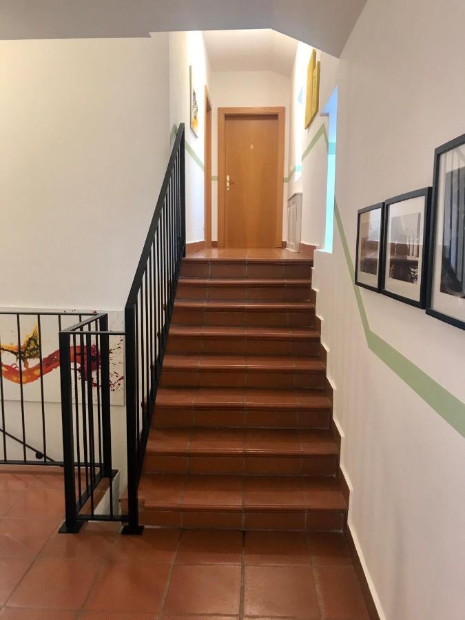 Weingut & Gastezimmer Edelmann Goettlesbrunn Exterior photo